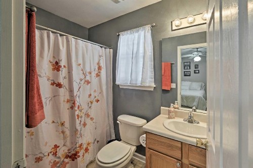 Pristine Tallahassee Townhome Near FSU & Golf! - image 6