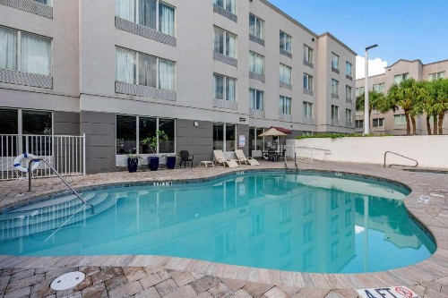 Comfort Suites Sawgrass - image 17