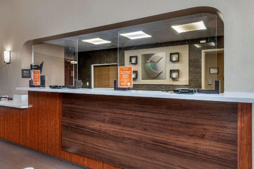 Comfort Suites Sawgrass - image 9