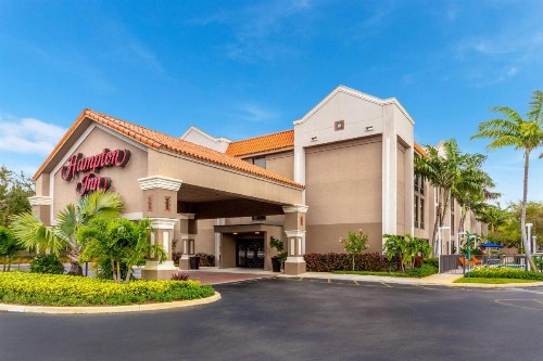 Hampton Inn Commercial Boulevard-Fort Lauderdale - image 1