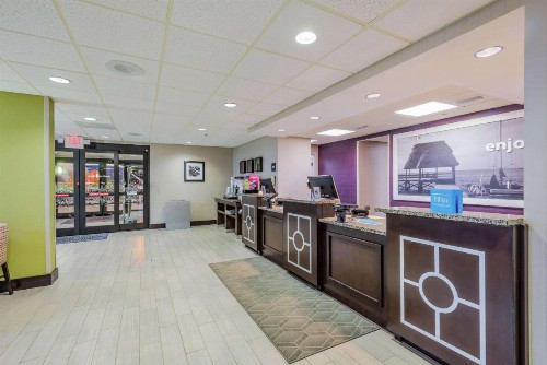 Hampton Inn Tampa International Airport/Westshore - image 11