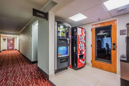 Hampton Inn Tampa International Airport/Westshore - image 12
