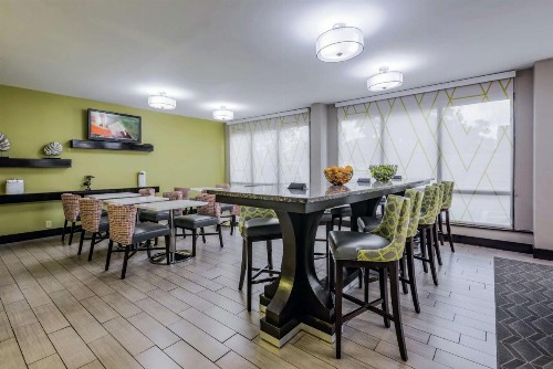 Hampton Inn Tampa International Airport/Westshore - image 24