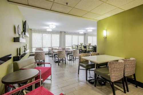 Hampton Inn Tampa International Airport/Westshore - image 25