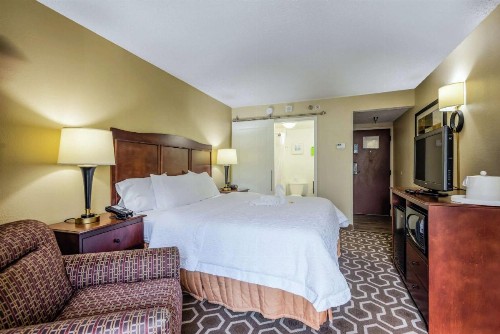 Hampton Inn Tampa International Airport/Westshore - image 30