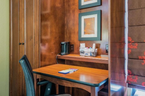 Hampton Inn Tampa International Airport/Westshore - image 40