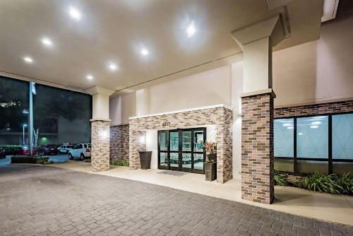 Hampton Inn Tampa International Airport/Westshore - image 7