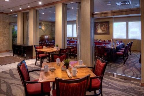 DoubleTree by Hilton Hotel Tampa Airport-Westshore - image 2