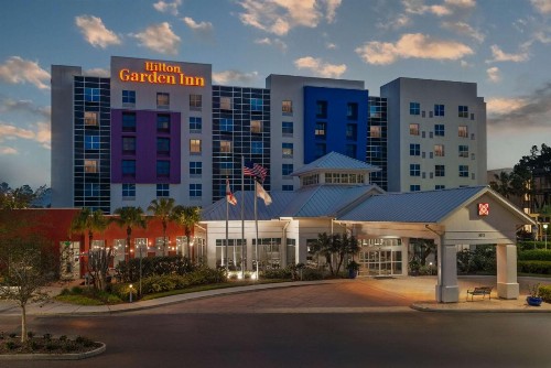 Hilton Garden Inn Tampa Airport/Westshore - image 2