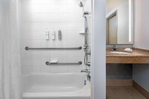 Hilton Garden Inn Tampa Airport/Westshore - image 21