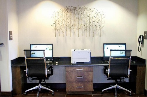 Hampton Inn Tampa-Rocky Point - image 14