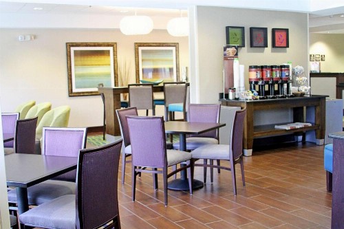 Hampton Inn Tampa-Rocky Point - image 3