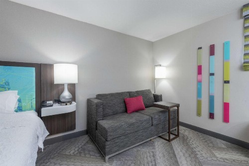 Hampton Inn Tampa-Veterans Expressway - image 20