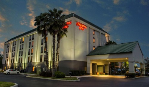 Hampton Inn Tampa-Veterans Expressway - image 3