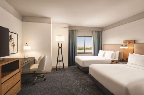 DoubleTree by Hilton Tampa Rocky Point Waterfront - image 13