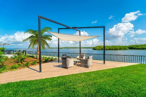 DoubleTree by Hilton Tampa Rocky Point Waterfront - image 18