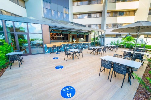 DoubleTree by Hilton Tampa Rocky Point Waterfront - image 26