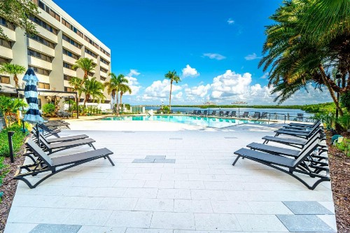 DoubleTree by Hilton Tampa Rocky Point Waterfront - image 31