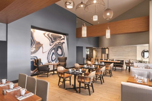 DoubleTree by Hilton Tampa Rocky Point Waterfront - image 40