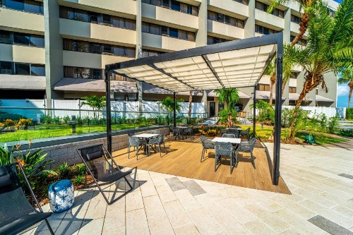 DoubleTree by Hilton Tampa Rocky Point Waterfront - image 8