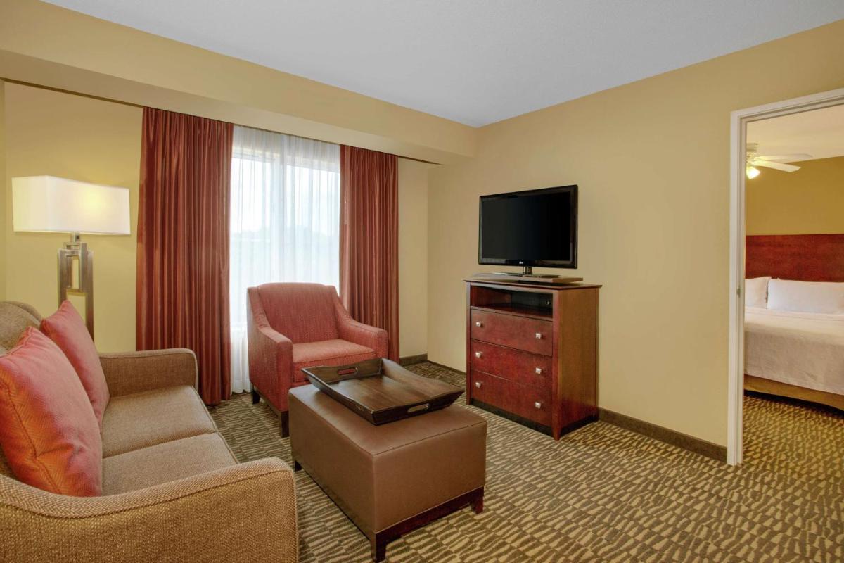 Homewood Suites by Hilton Tampa-Brandon - image 3