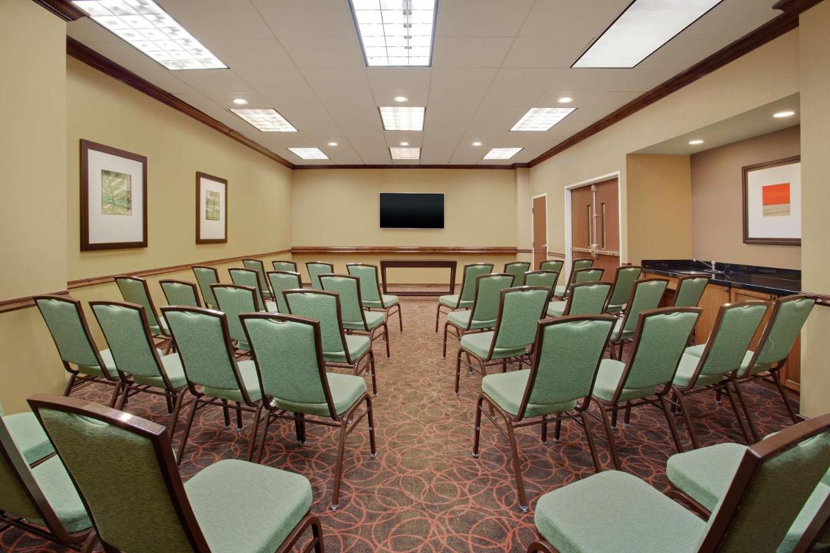 Homewood Suites by Hilton Tampa-Brandon - image 7