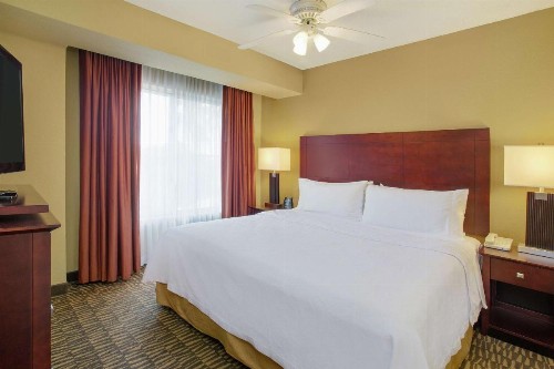 Homewood Suites by Hilton Tampa-Brandon - image 9