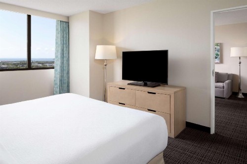 Embassy Suites by Hilton Tampa Airport Westshore - image 19