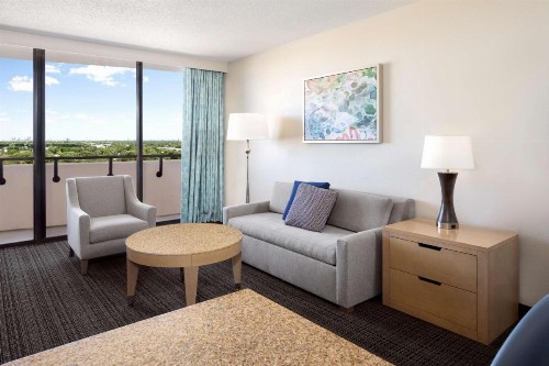 Embassy Suites by Hilton Tampa Airport Westshore - image 35