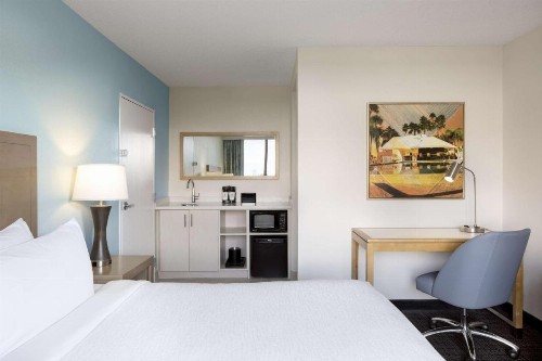 Embassy Suites by Hilton Tampa Airport Westshore - image 48