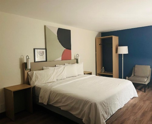 Brandon Center Hotel An IHG Property - image 17