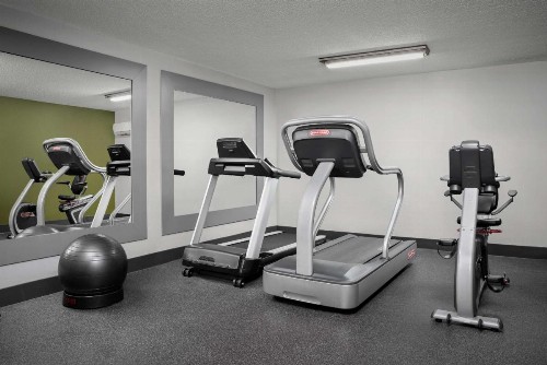 Brandon Center Hotel An IHG Property - image 18