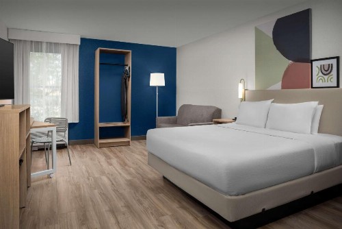 Brandon Center Hotel An IHG Property - image 30