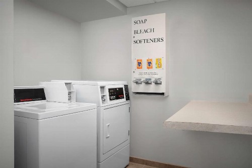 Brandon Center Hotel An IHG Property - image 35