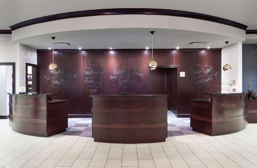 Embassy Suites Tampa - Brandon - image 23