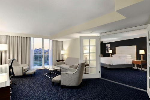 Sheraton Tampa Riverwalk Hotel - image 11