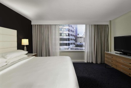Sheraton Tampa Riverwalk Hotel - image 14