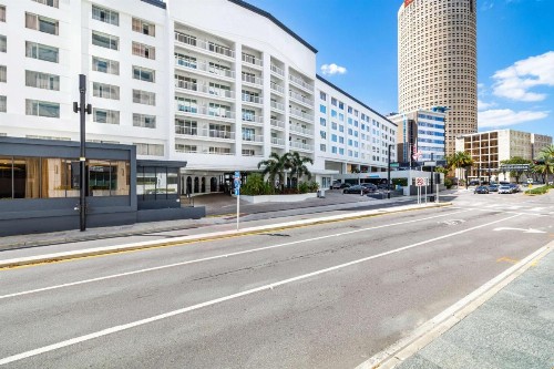 Sheraton Tampa Riverwalk Hotel - image 7