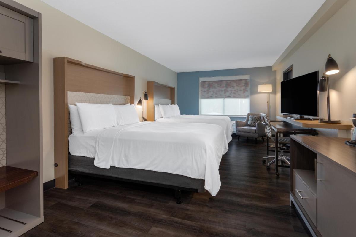 Holiday Inn Tampa North - image 5