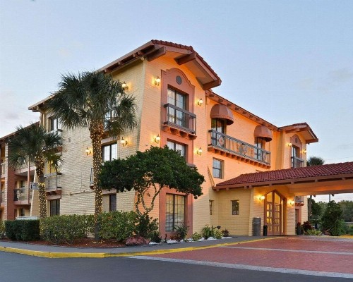 Rodeway Inn Tampa Ybor City - image 5
