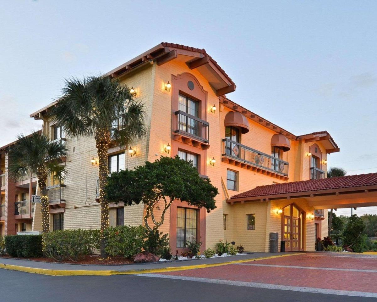 Rodeway Inn Tampa Ybor City - image 5
