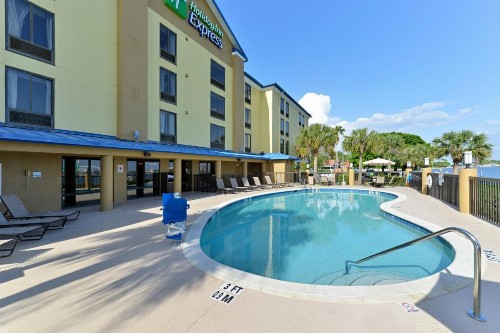 Holiday Inn Express Hotel & Suites Tampa-Rocky Point Island an IHG Hotel - image 30