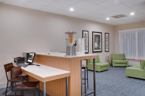Holiday Inn Express Hotel & Suites Tampa-Fairgrounds-Casino an IHG Hotel - image 10