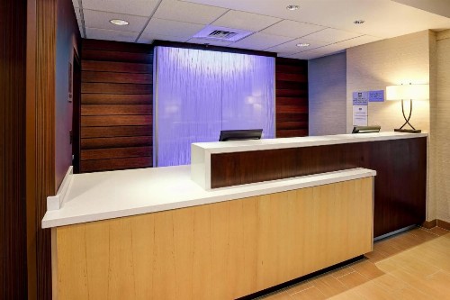 Fairfield Inn and Suites by Marriott Tampa Brandon - image 11