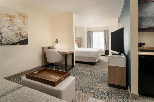 SpringHill Suites by Marriott Tampa Westshore - image 4