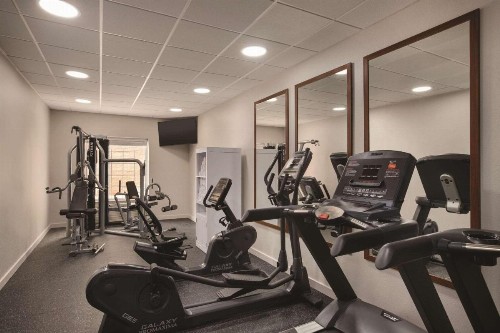 Country Inn & Suites by Radisson Tampa RJ Stadium - image 19