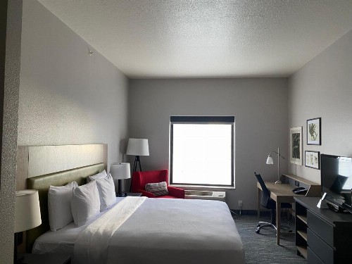 Country Inn & Suites by Radisson Tampa RJ Stadium - image 31