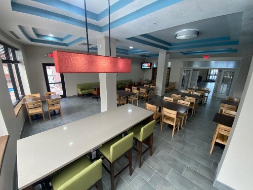 Country Inn & Suites by Radisson Tampa RJ Stadium - image 37