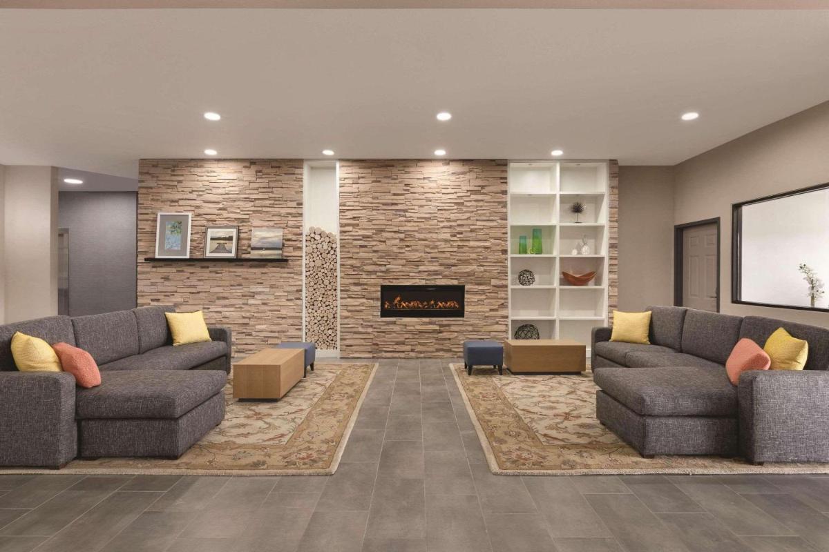 Country Inn & Suites by Radisson Tampa RJ Stadium - image 5