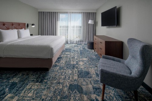Four Points by Sheraton Suites Tampa Airport Westshore - image 12